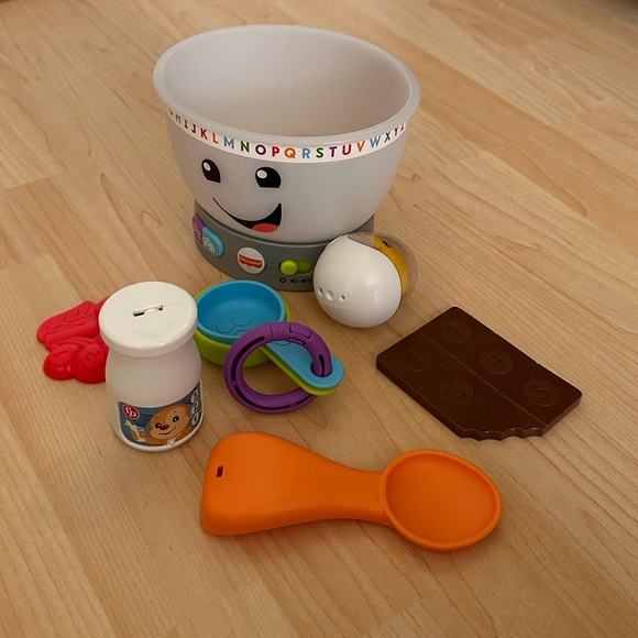 Fisher-Price Other - Fisher-Price Laugh & Learn Mixing Bowl Toy - Multicolor